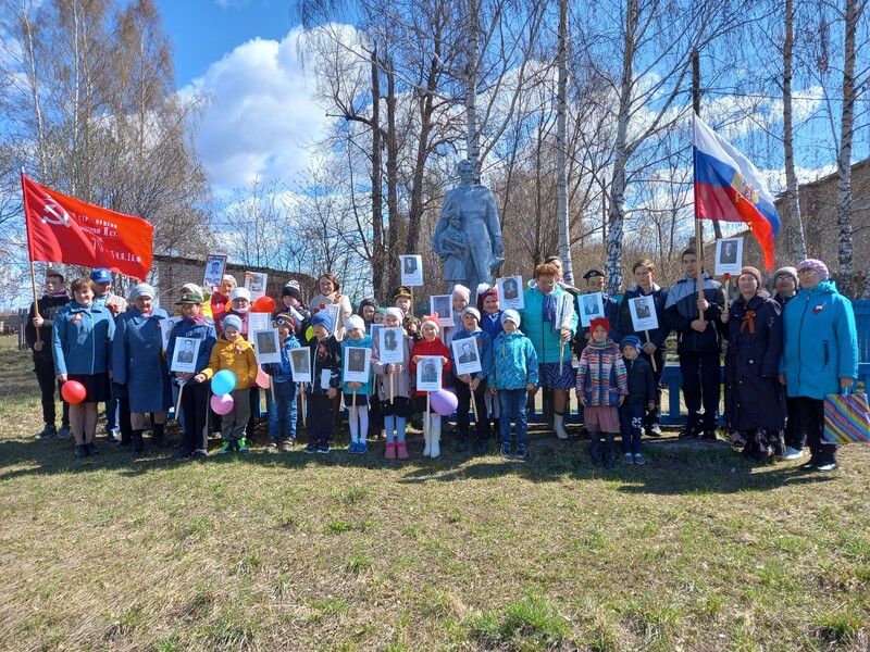 Обеспечение учащегося школьной формой.